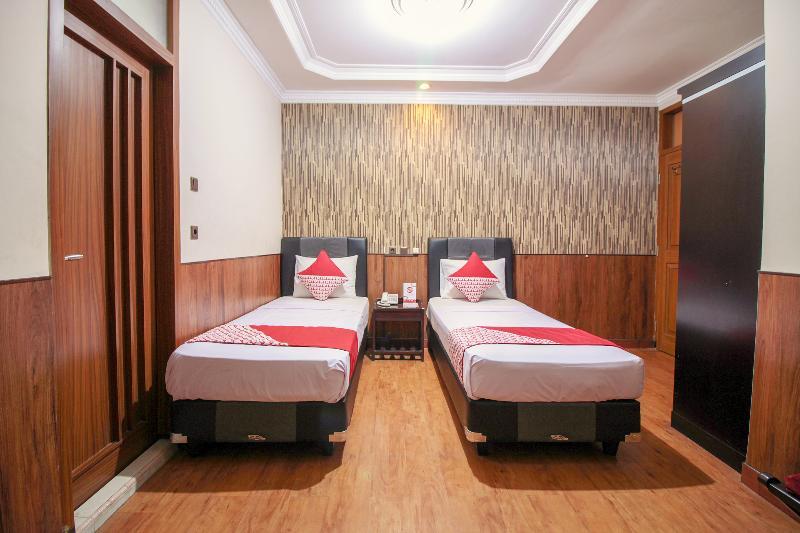 Vaccinated Staff - Oyo 352 Homestay Sabang Bandung Esterno foto