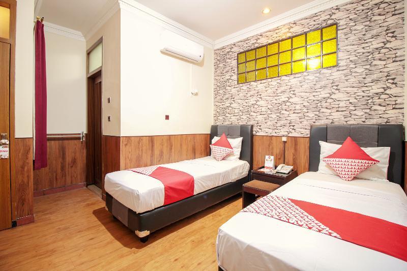 Vaccinated Staff - Oyo 352 Homestay Sabang Bandung Esterno foto